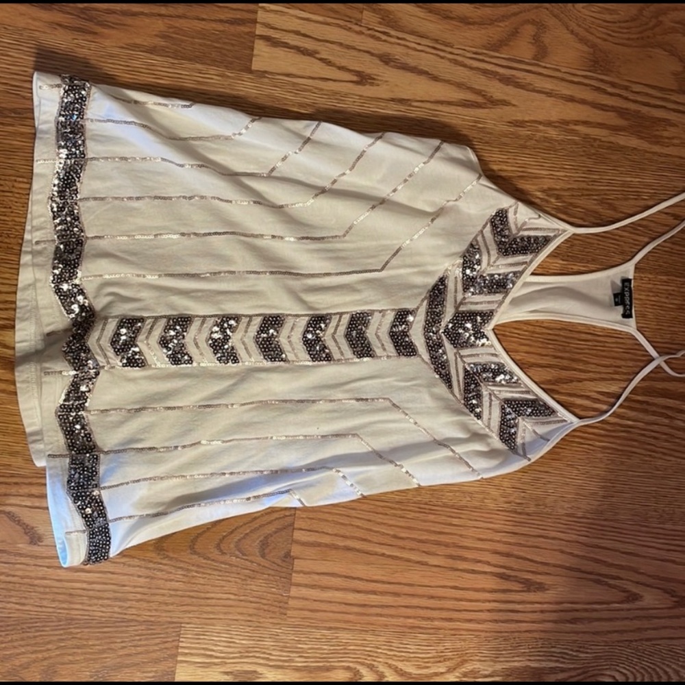 Express Medium Shirt - Picture 2 of 3